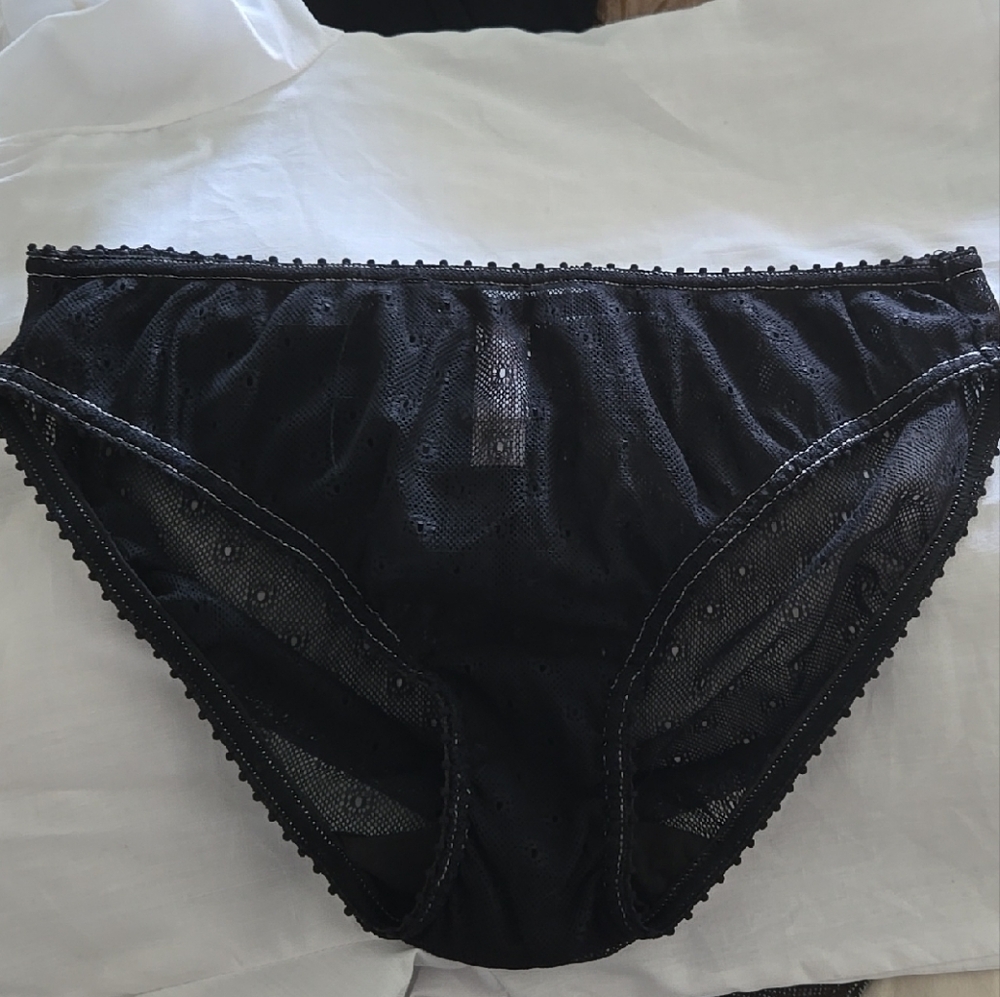 Black Lace Bikini Panties